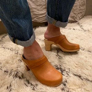 Swedish Hasbeens (slip in classic clogs) EUR 38